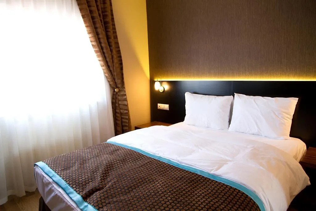 Hotel Au Pera İstanbul 5*,